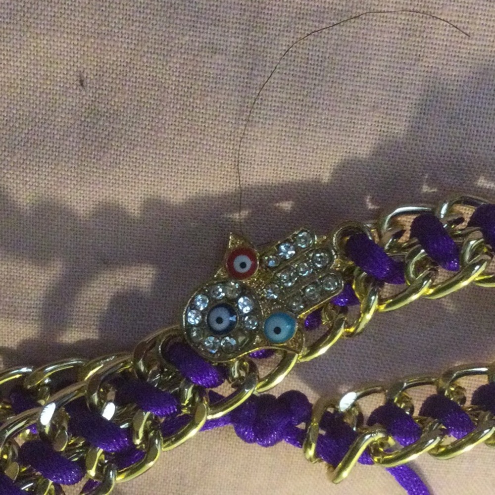 Gold colored Hamsa and evil eye chain bracelet